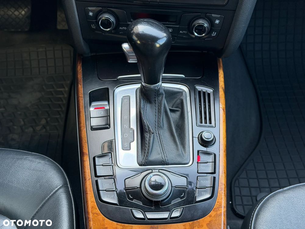 Audi A4 Limousine 2.0 TDI DPF multitronic Ambition - 13
