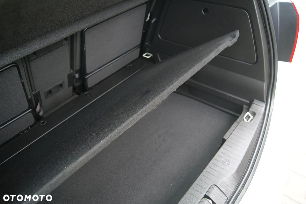 Opel Meriva 1.4 150 Jahre - 11