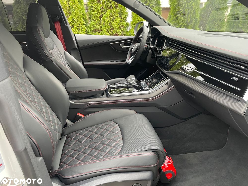 Audi Q8 - 36
