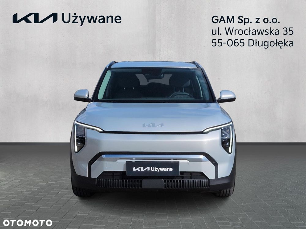 Kia EV3 - 8