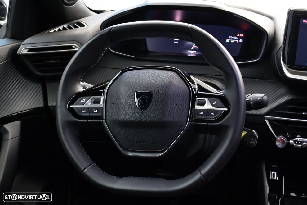 Peugeot 2008 1.2 PureTech Allure - 16