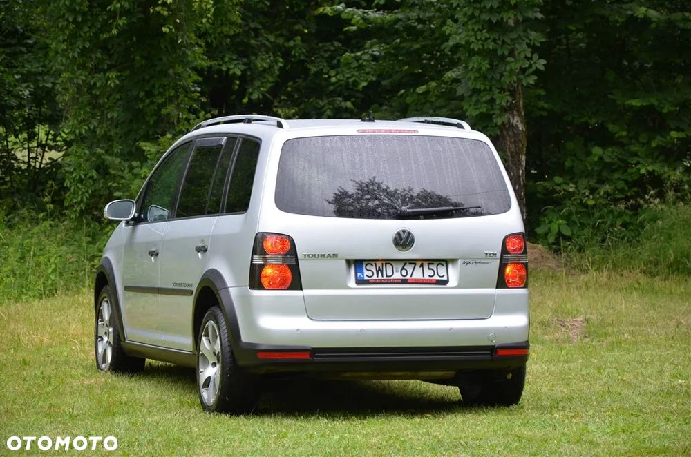 Volkswagen Touran 1.9 TDI DPF Cross - 25