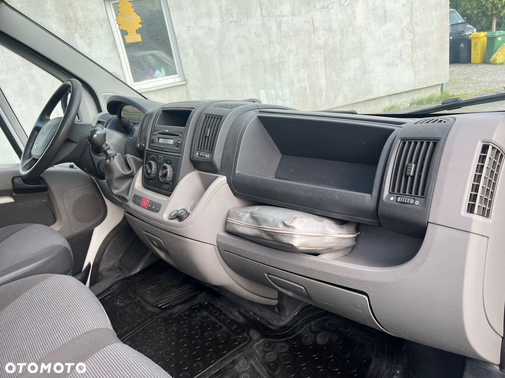 Peugeot Boxer 2.2 120KM Klima, webasto, zero rdzy - 29