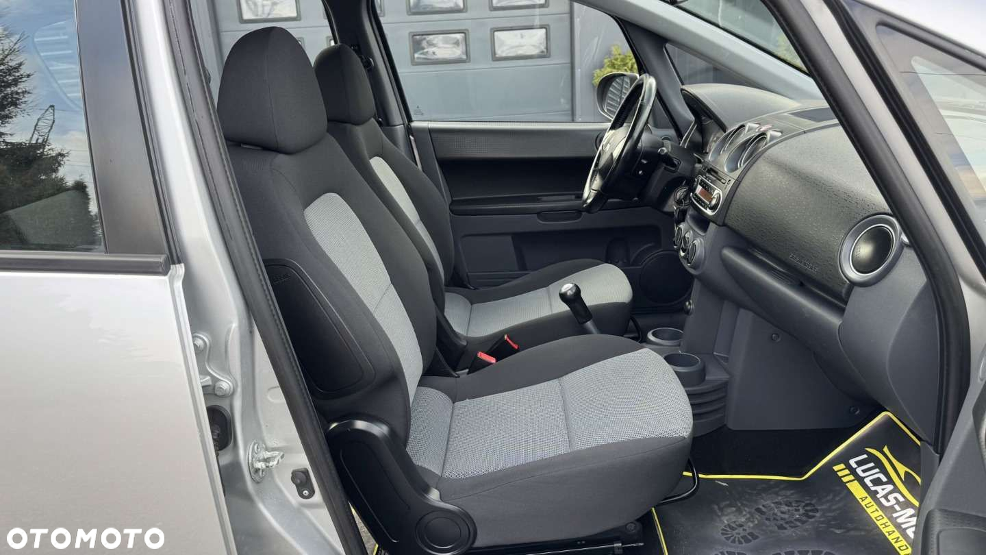 Mitsubishi Colt - 22