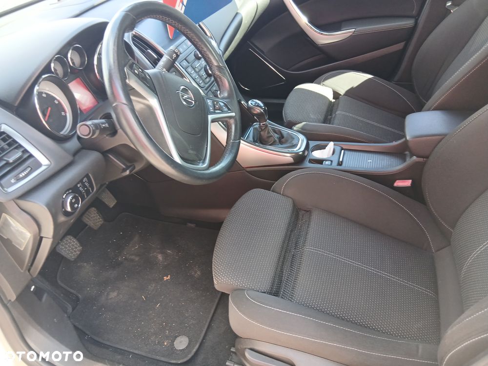Opel Astra 1.7 CDTI Cosmo - 18
