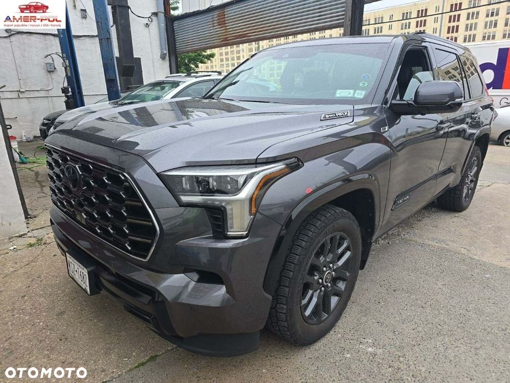 Toyota Sequoia