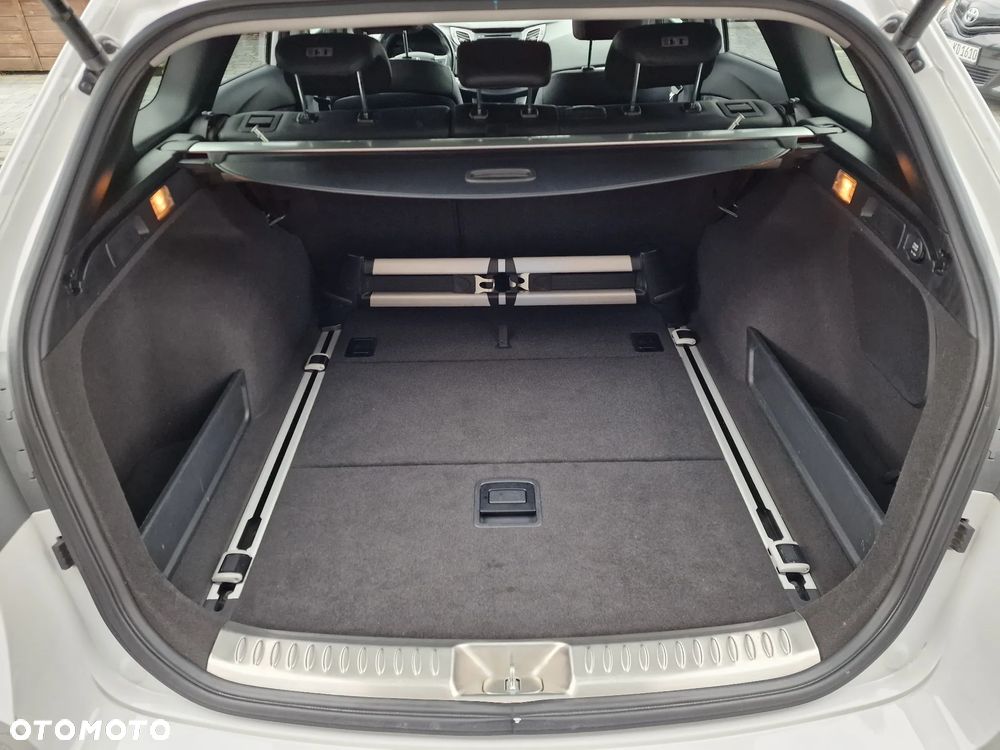 Hyundai i40 1.7 CRDi Premium - 37