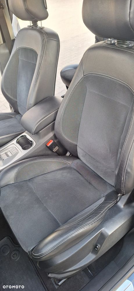 Ford S-Max 2.0 TDCi Titanium - 18