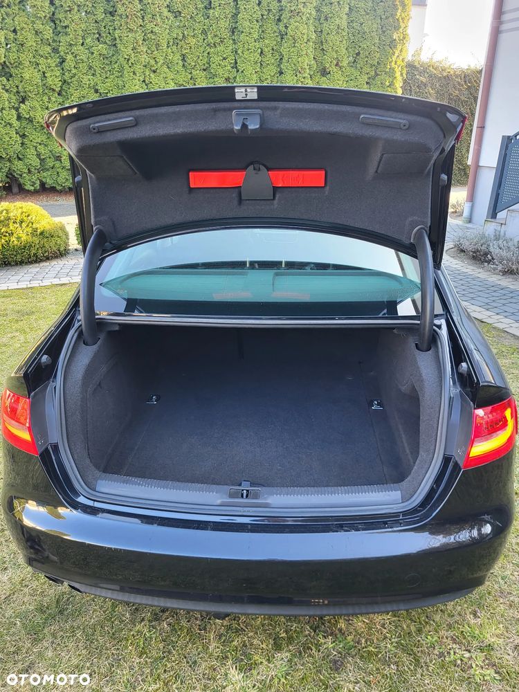 Audi A4 Limousine 2.0 TDI Quattro S tronic - 8