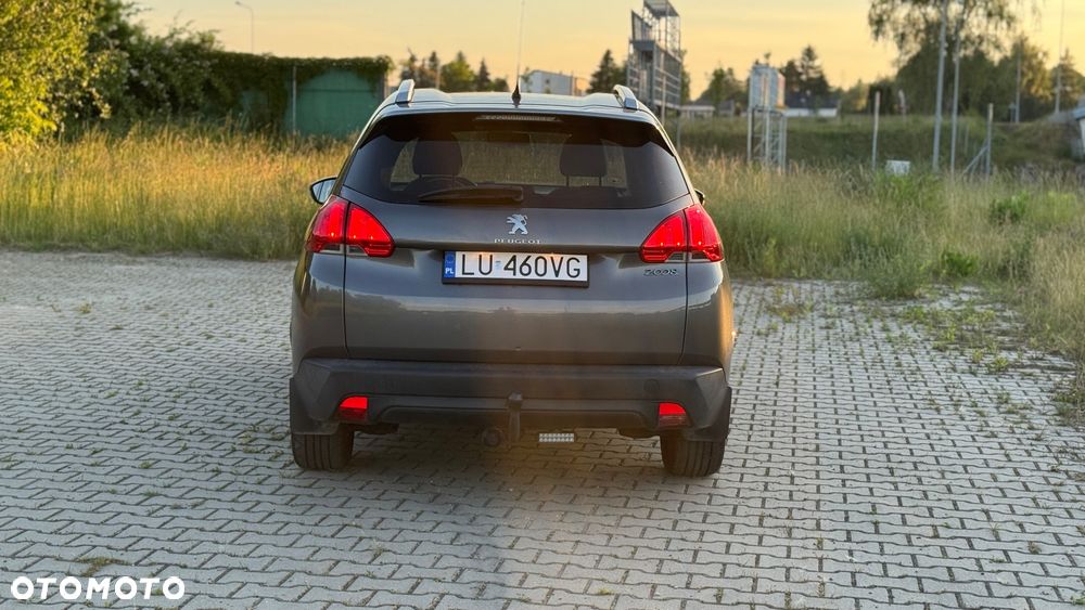 Peugeot 2008 - 6