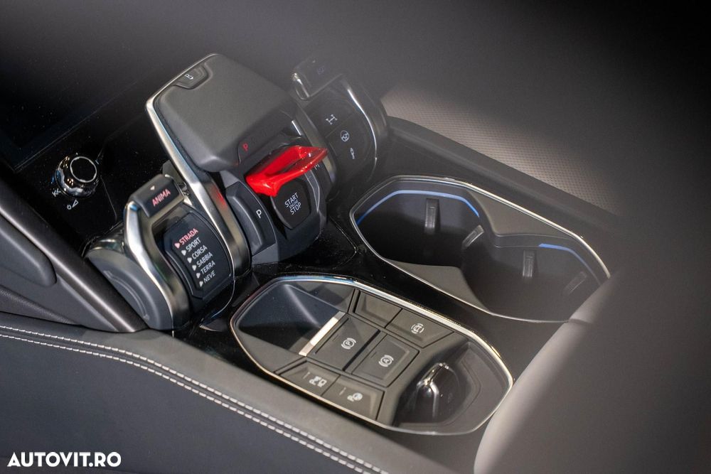 Lamborghini URUS - 34