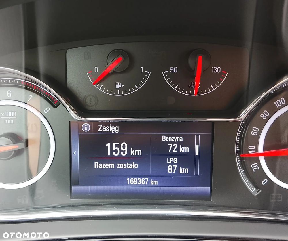 Opel Insignia 1.4 T Cosmo S&S - 19