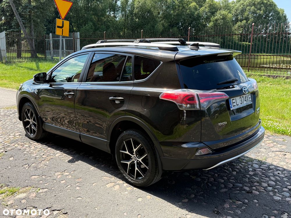 Toyota RAV4 Hybrid Style 4x2 - 5