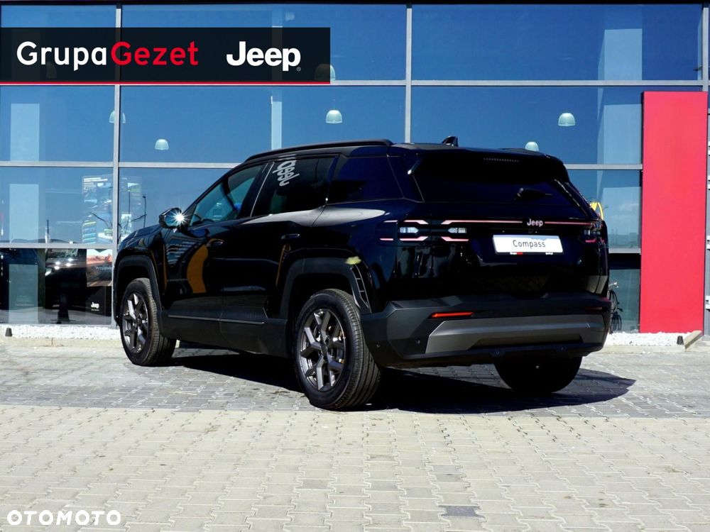 Jeep Compass - 2