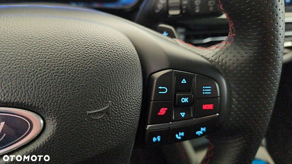 Ford Focus 2.3 EcoBoost ST X - 21