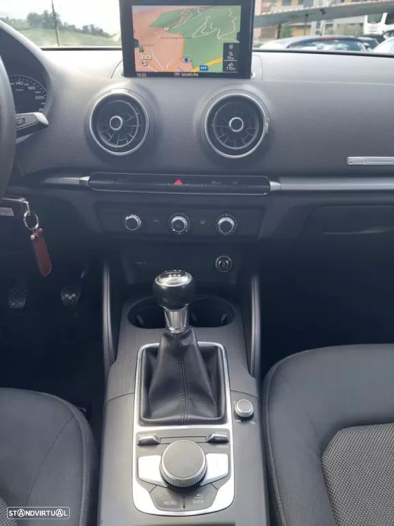 Audi A3 Sportback 1.6 TDI - 12