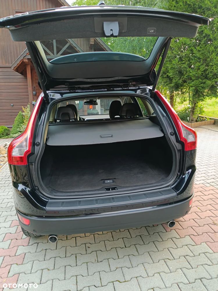Volvo XC 60 - 8