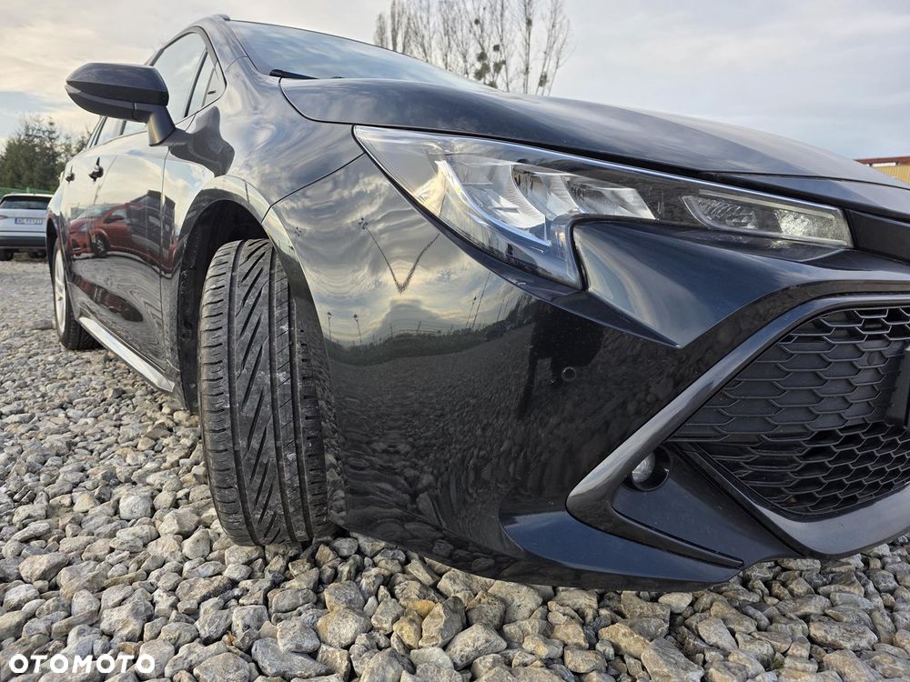 Toyota Corolla 1.8 Hybrid Comfort - 22