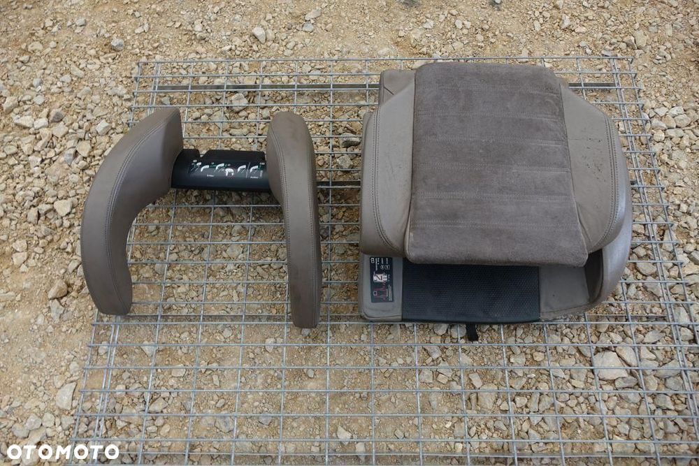 SIEDZENIE FOTELIK ZESTAW VW PASSAT B6 3C9885031BG - 1
