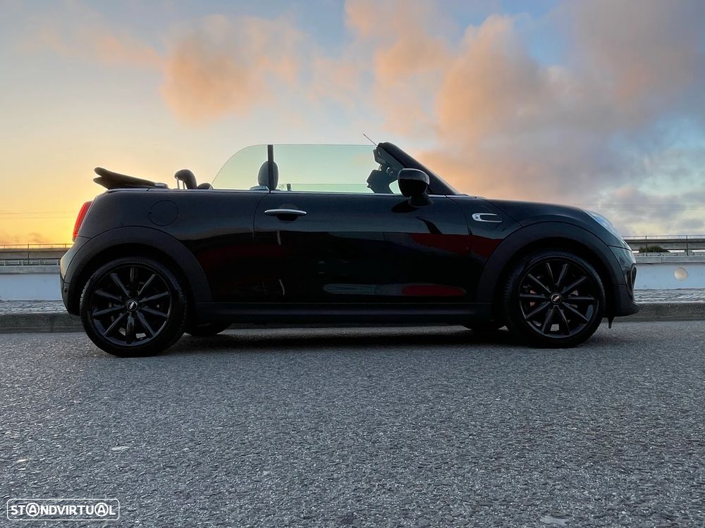 MINI Cabrio Cooper Auto. - 52