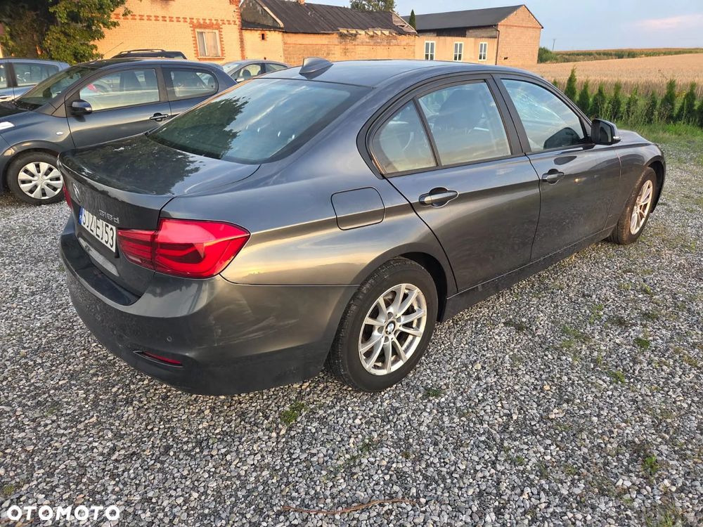 BMW Seria 3 316d Luxury Line - 19