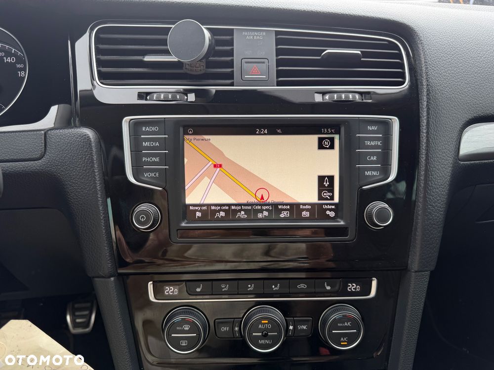 Volkswagen Golf - 12