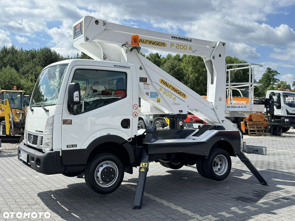 Nissan Cabstar - 4