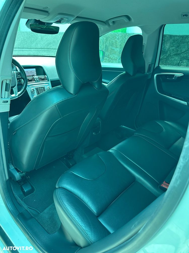Volvo XC 60 D3 Geartronic Summum - 15