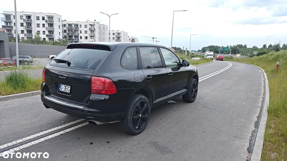 Porsche Cayenne - 3