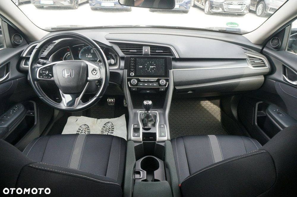 Honda Civic 1.5 T Elegance - 11