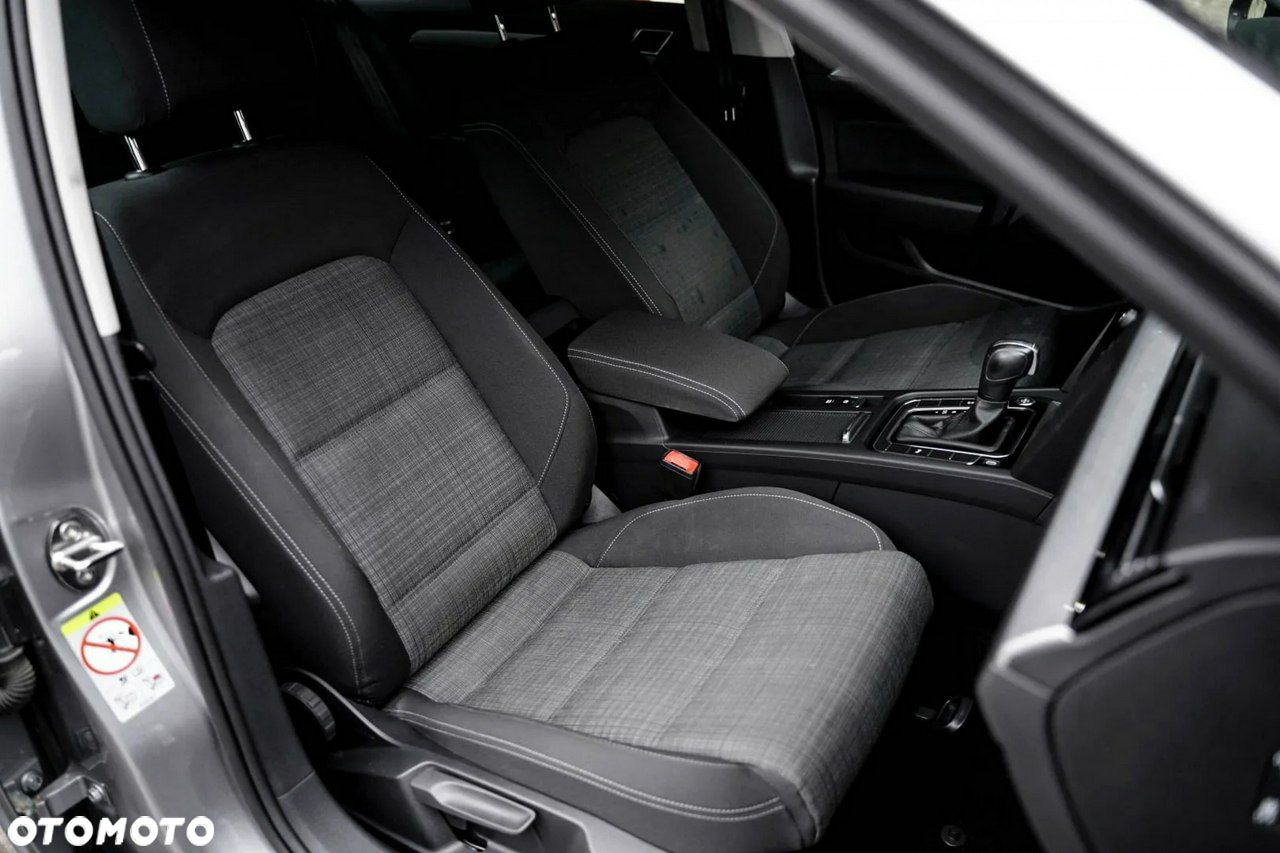 Volkswagen Passat - 7