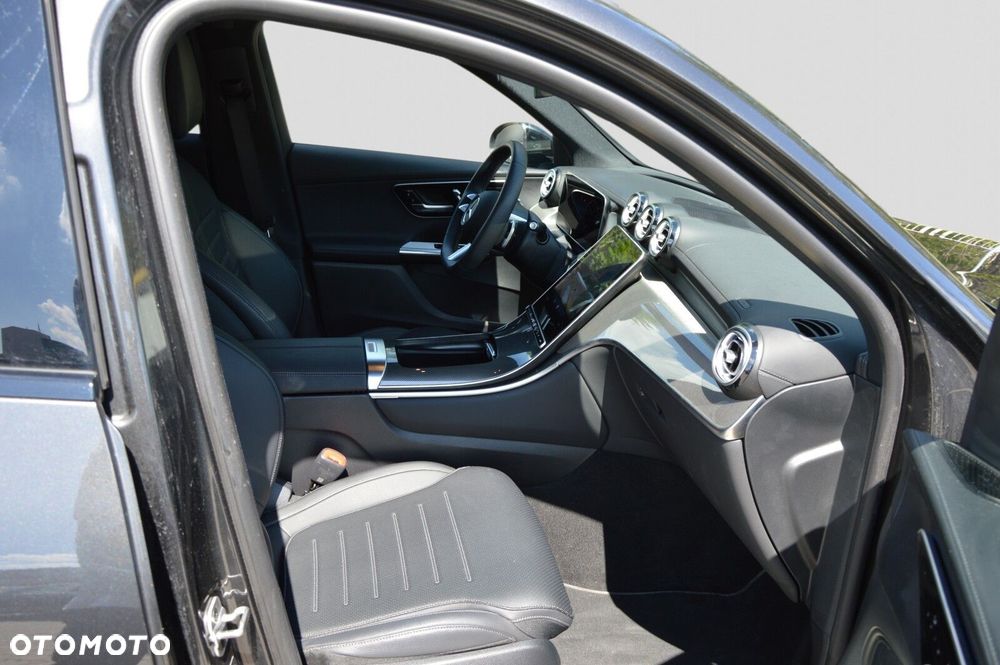 Mercedes-Benz GLC 200 mHEV 4-Matic AMG Line - 22