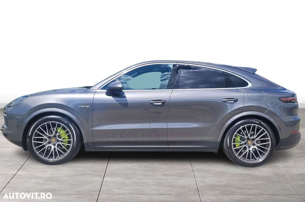 Porsche Cayenne Coupe - 3