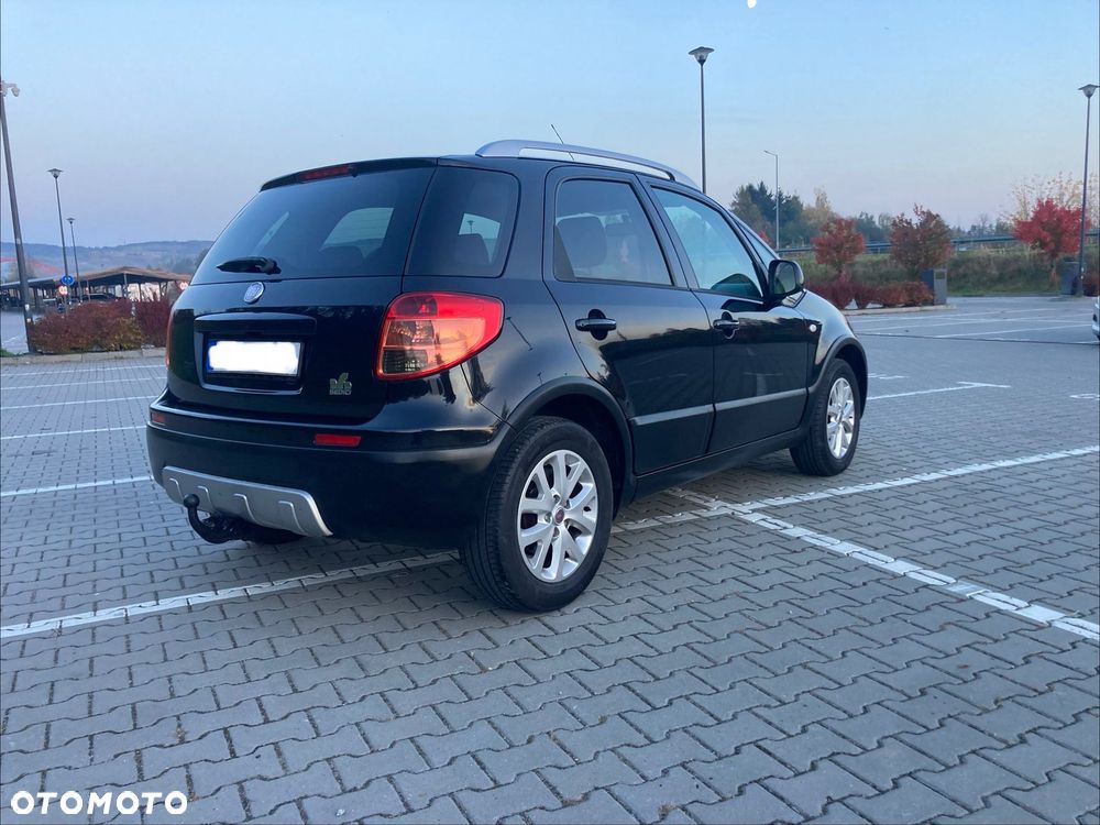 Fiat Sedici - 11