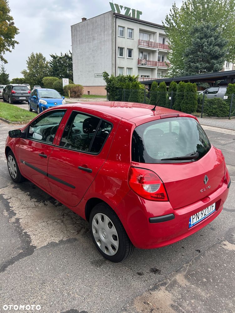Renault Clio - 5