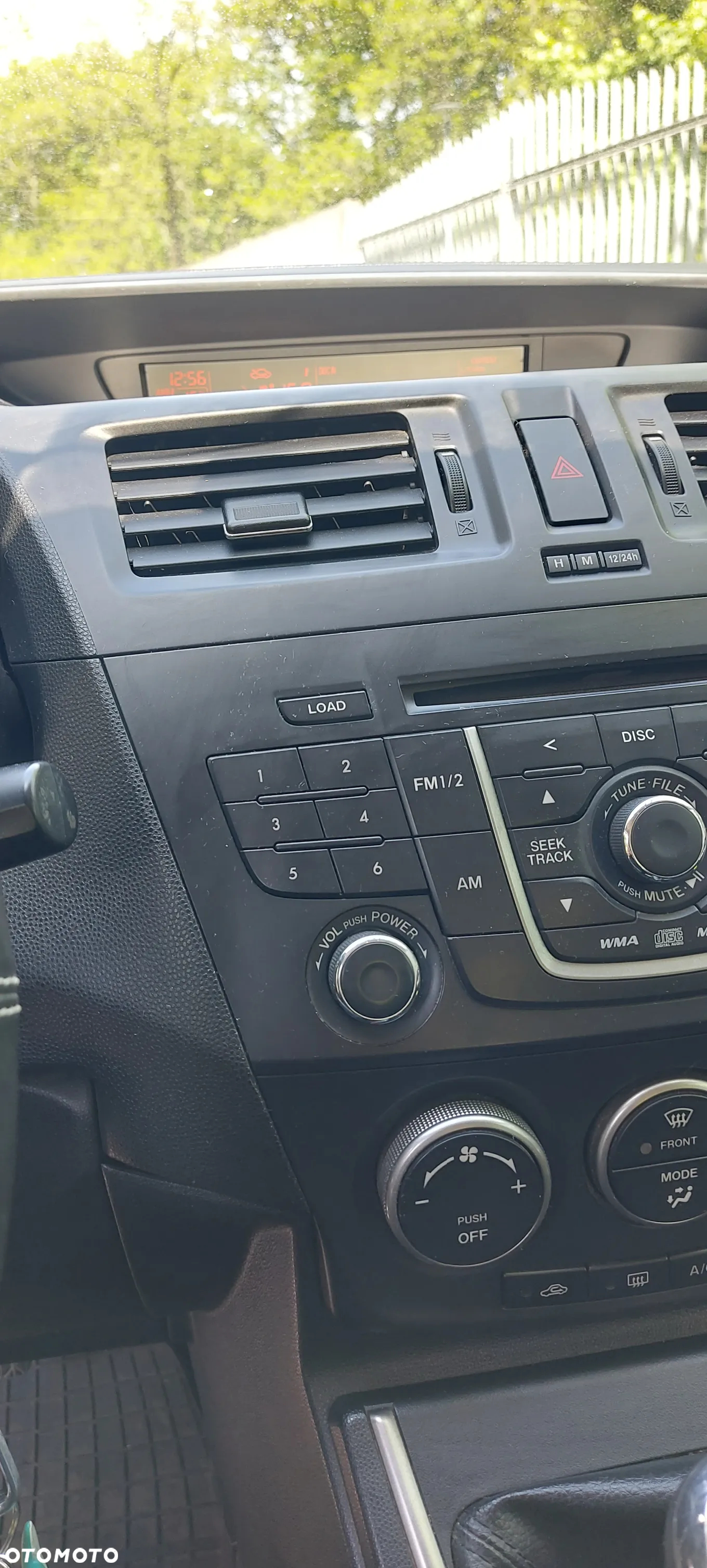 Mazda 5 - 16