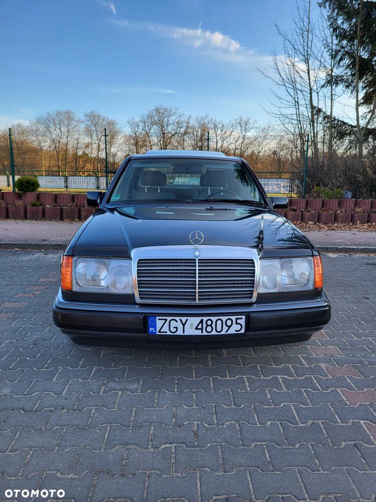 Mercedes-Benz W124 (1984-1993) - 1