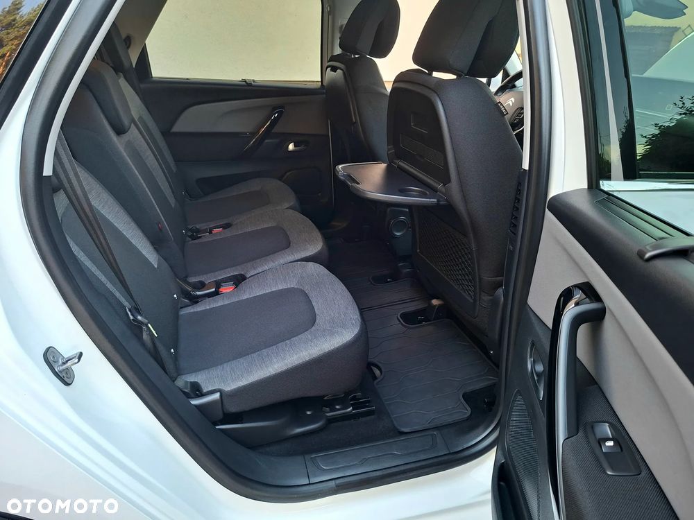 Citroën C4 SpaceTourer - 24