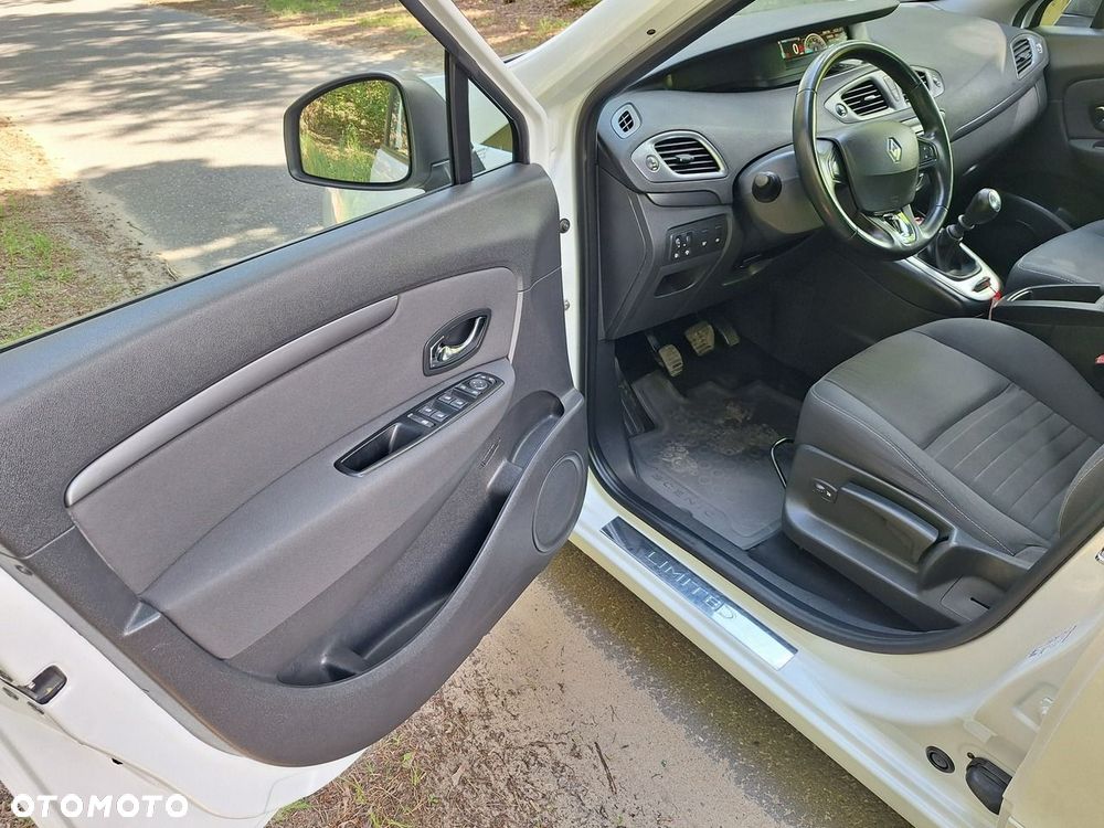 Renault Scenic - 10