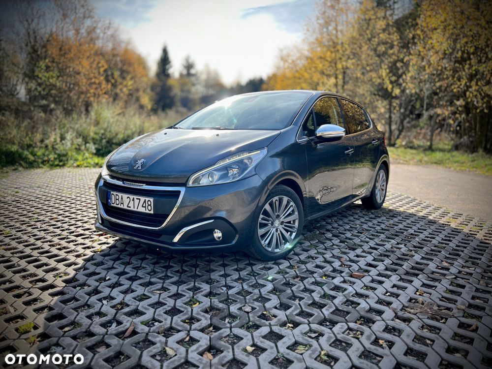Peugeot 208 - 9