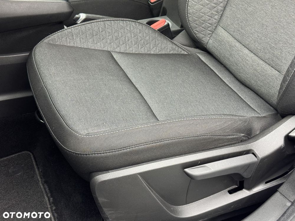 Renault Captur - 13