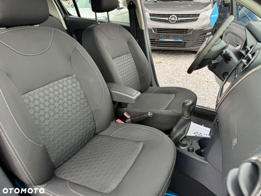 Dacia Sandero - 11