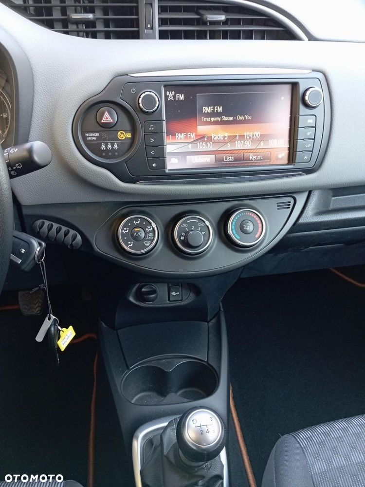 Toyota Yaris - 18