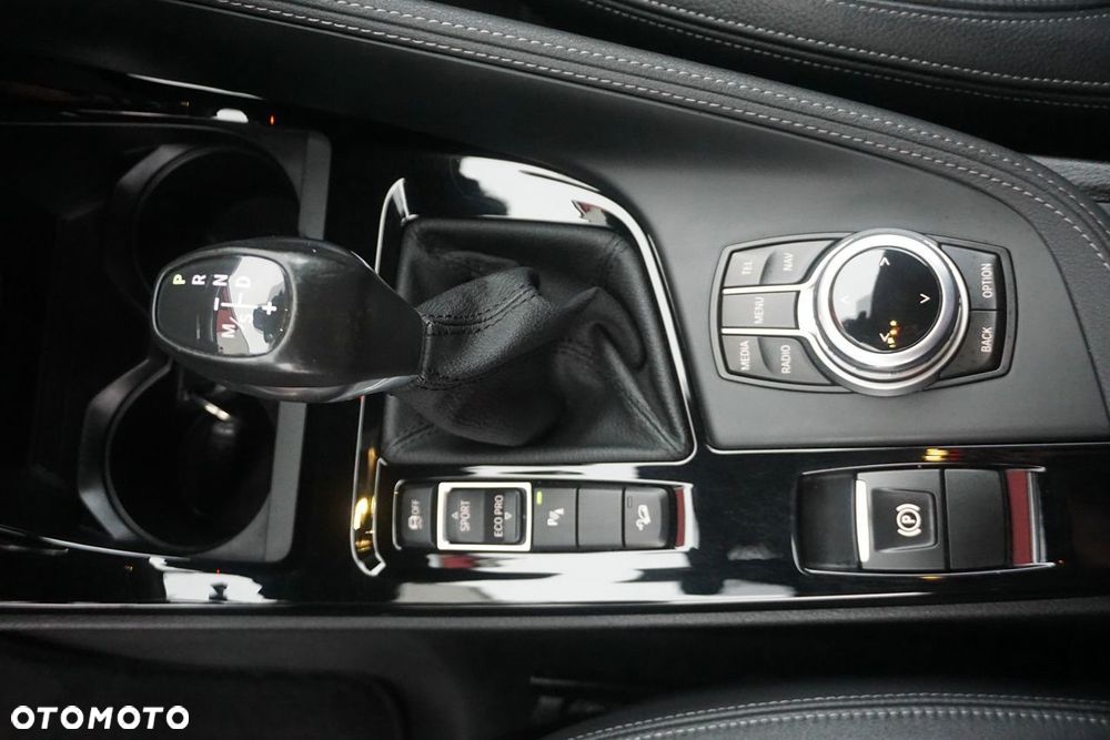 BMW X1 sDrive18d xLine sport - 7