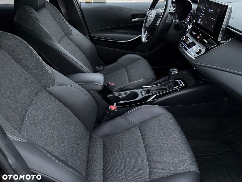 Toyota Corolla 1.8 Hybrid Comfort - 11