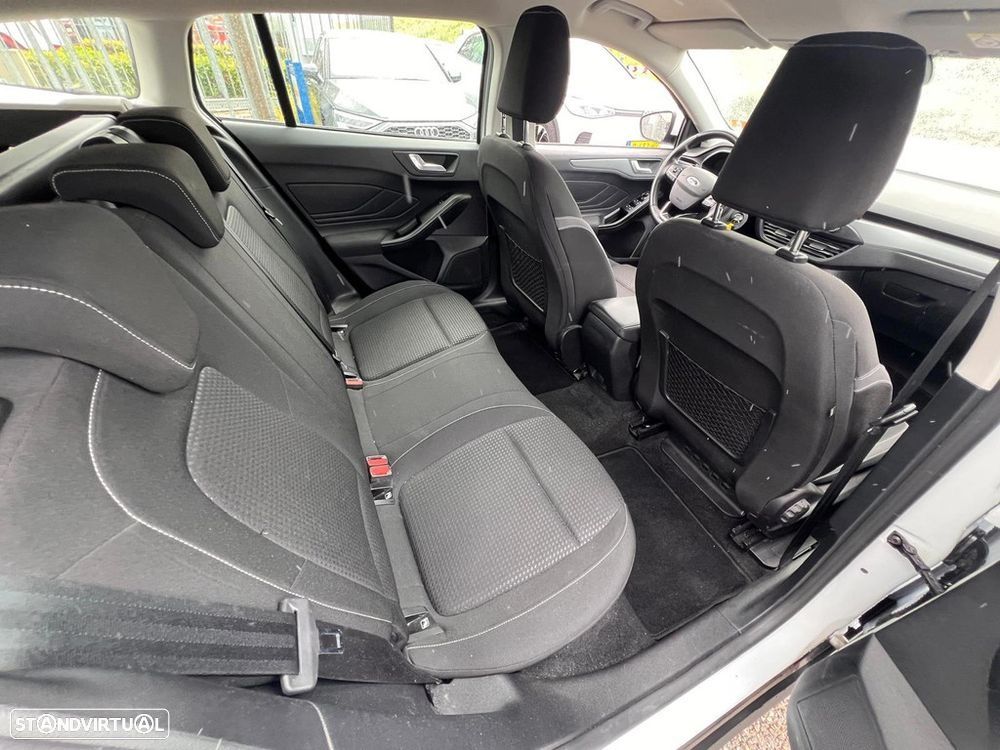 Ford Focus 1.0 EcoBoost Connected - 10