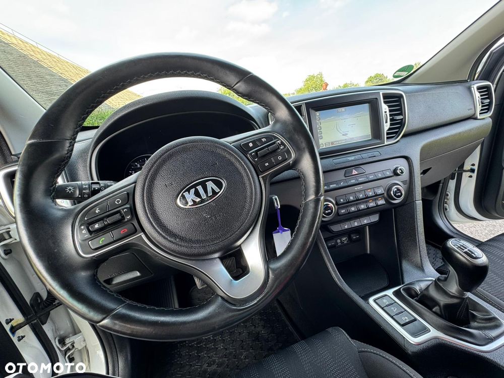 Kia Sportage 1.6 GDI 2WD DREAM-TEAM EDITION - 26