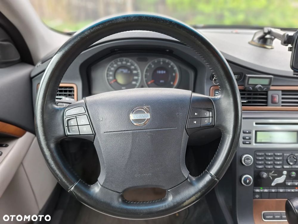 Volvo V70 D5 AWD DPF Edition Comfort - 16