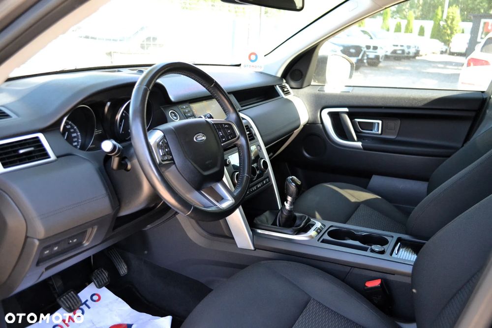 Land Rover Discovery Sport 2.0 TD4 SE - 8