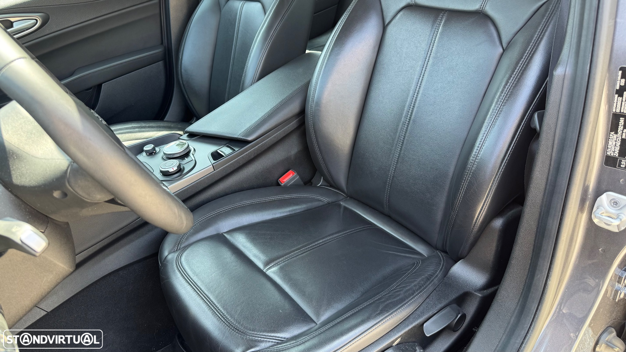 Alfa Romeo Giulia 2.2 D Super AT8 - 29